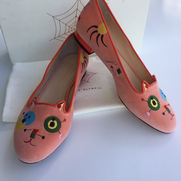 Charlotte Olympia Shoes - HP💖Charlotte Olympia Abstract Kitty Velvet Flats